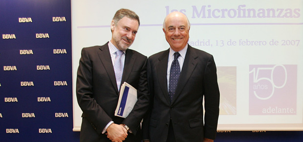 Fotografía de Francisco González, presidente de BBVA con Manuel Méndez, 2013, FMBBVA