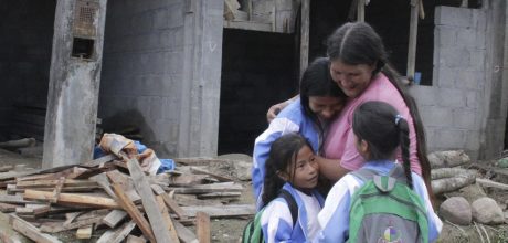 Fotografía de una emprendedora Financiera Confianza, entidad de la FMBBVA