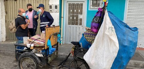 El equipo de COPE viaja a Colombia para conocer la labor de la FMBBVA